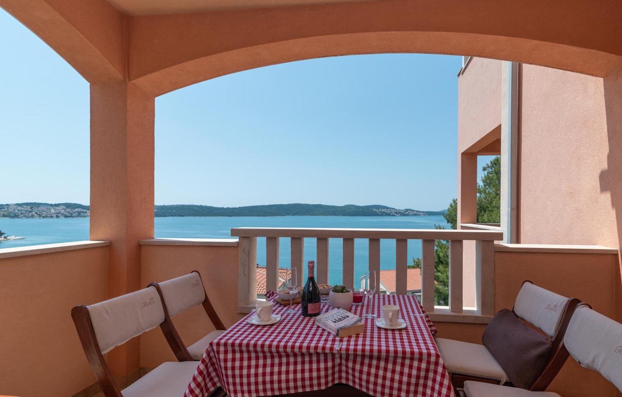 Villa Tonina Trogir Eksteriør billede